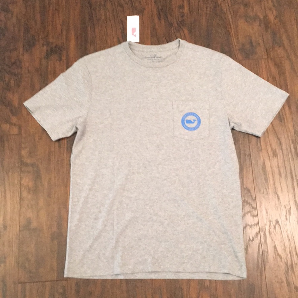 *NEW* Vineyard Vines Pocket Tee - Picture 2 of 3